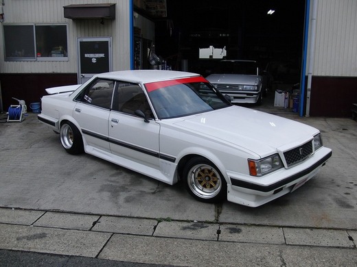 GX61: 怪しい車 GX61: 怪しい車