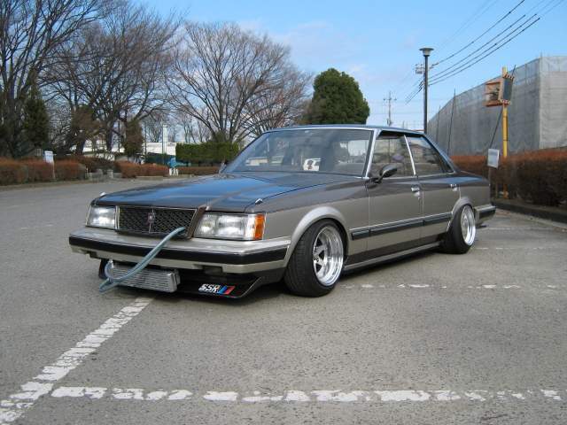 GX61: 怪しい車 GX61: 怪しい車
